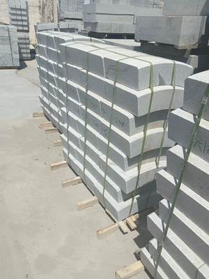 延安花崗巖石材樹(shù)池